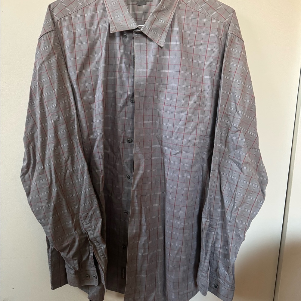 Men's Gray Checkered Shirt